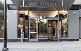 Courtyard By Marriott Long Island City/New York Manhattan View